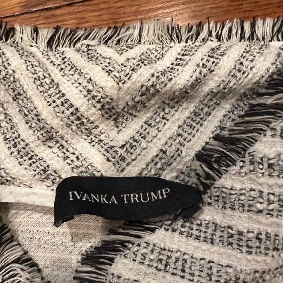 Ivanka Trump Black and White Jacket - Picture 4 of 8